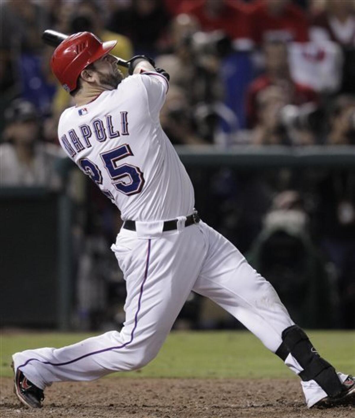 The Texas Rangers Re-Sign Mike Napoli