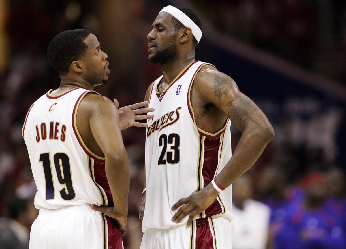The Cleveland Cavaliers' Damon Jones, left, and LeBron James talk during the 2007 Eastern Conference finals.