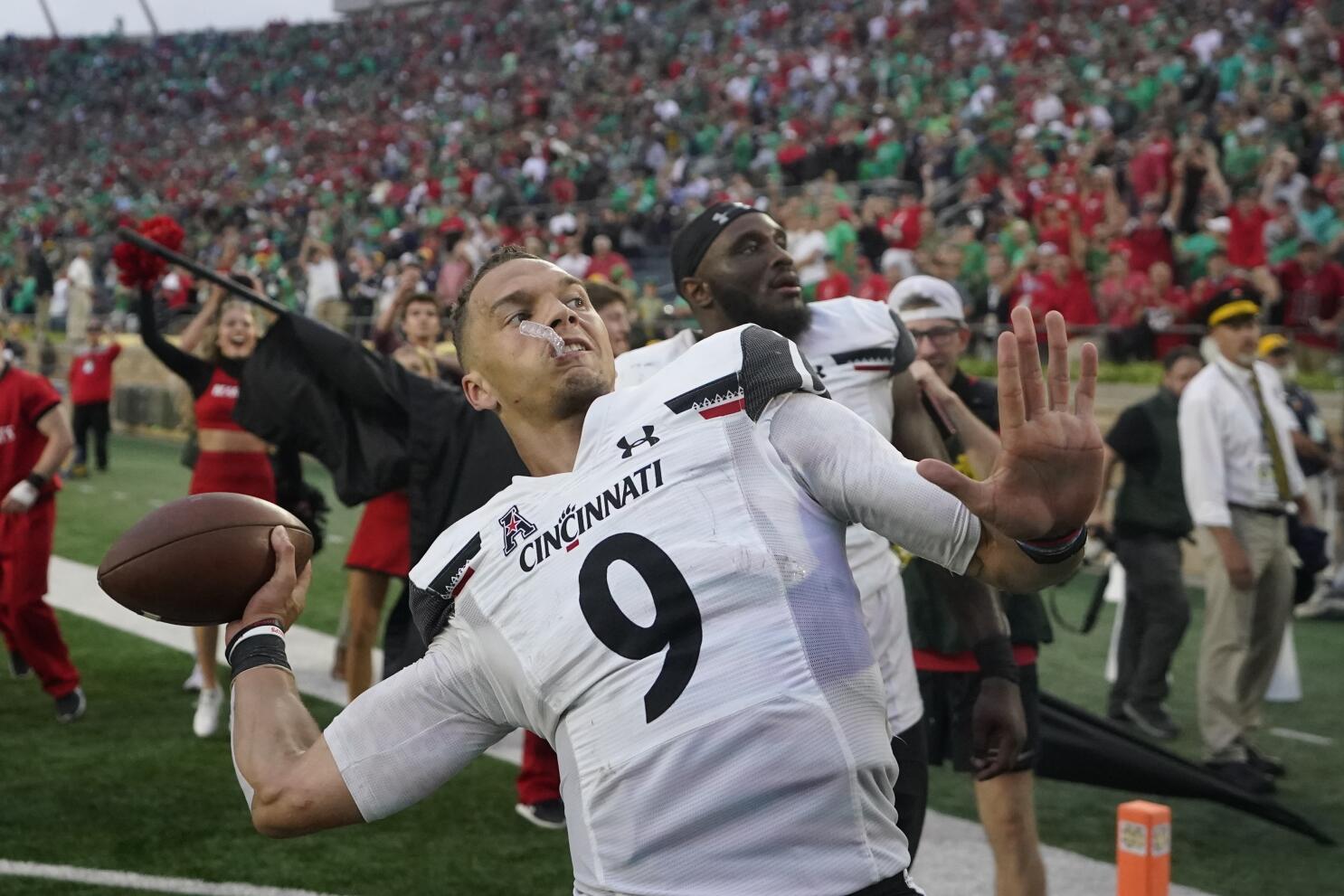 Desmond Ridder, No. 8 Cincinnati beat Miami of Ohio 49-14 - NBC Sports