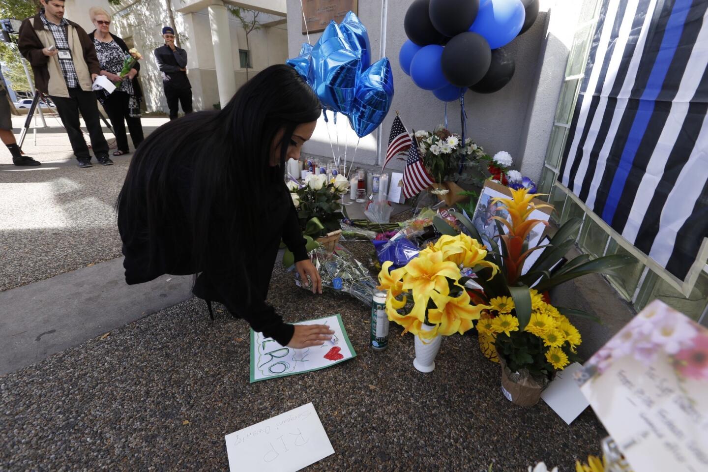 Memorial for L.A. County sheriff’s Sgt. Steve Owen