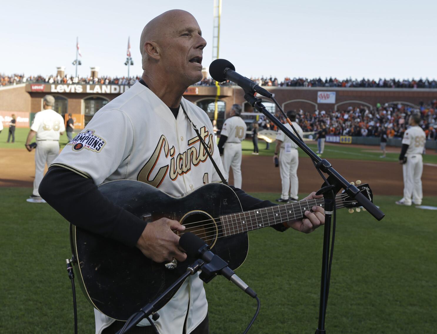 Former Giants coach Tim Flannery discharged from second hospital stay