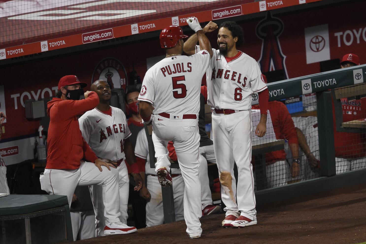 Rendon homers in debut, Angels rout Mariners 10-2 - The San Diego  Union-Tribune