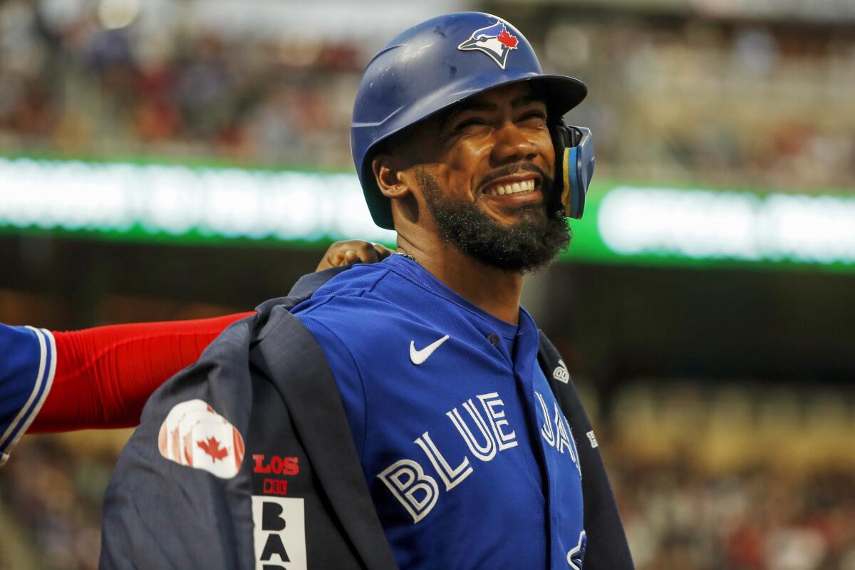 New Blue Jays Home Run Jacket for 2022 : r/Torontobluejays