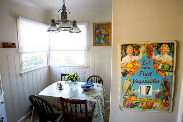 Tracht and her daughter, Ida Trevino, often eat in the breakfast nook, which is set off from the rest of the kitchen by a doorway and has its own built-in entertainment: One of their three dogs can jump high enough to peek in at the window.