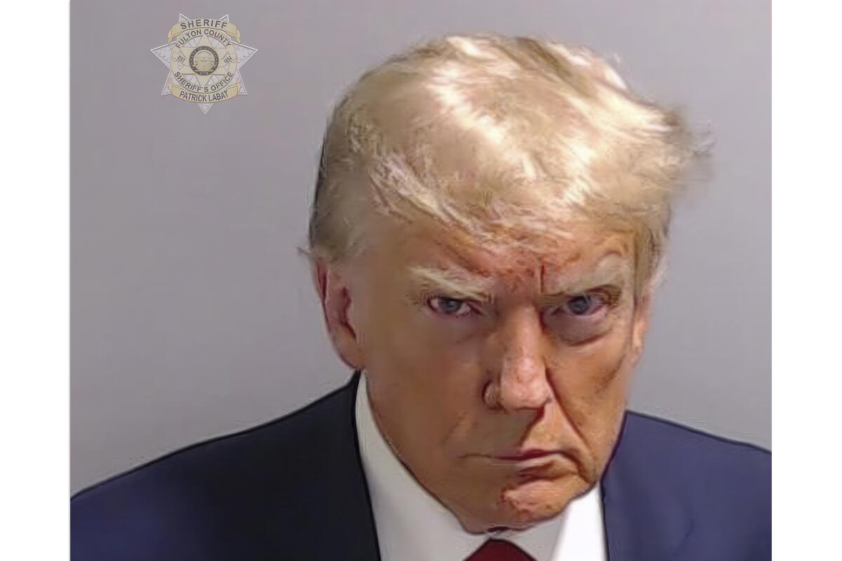 Former President Trump mugshot