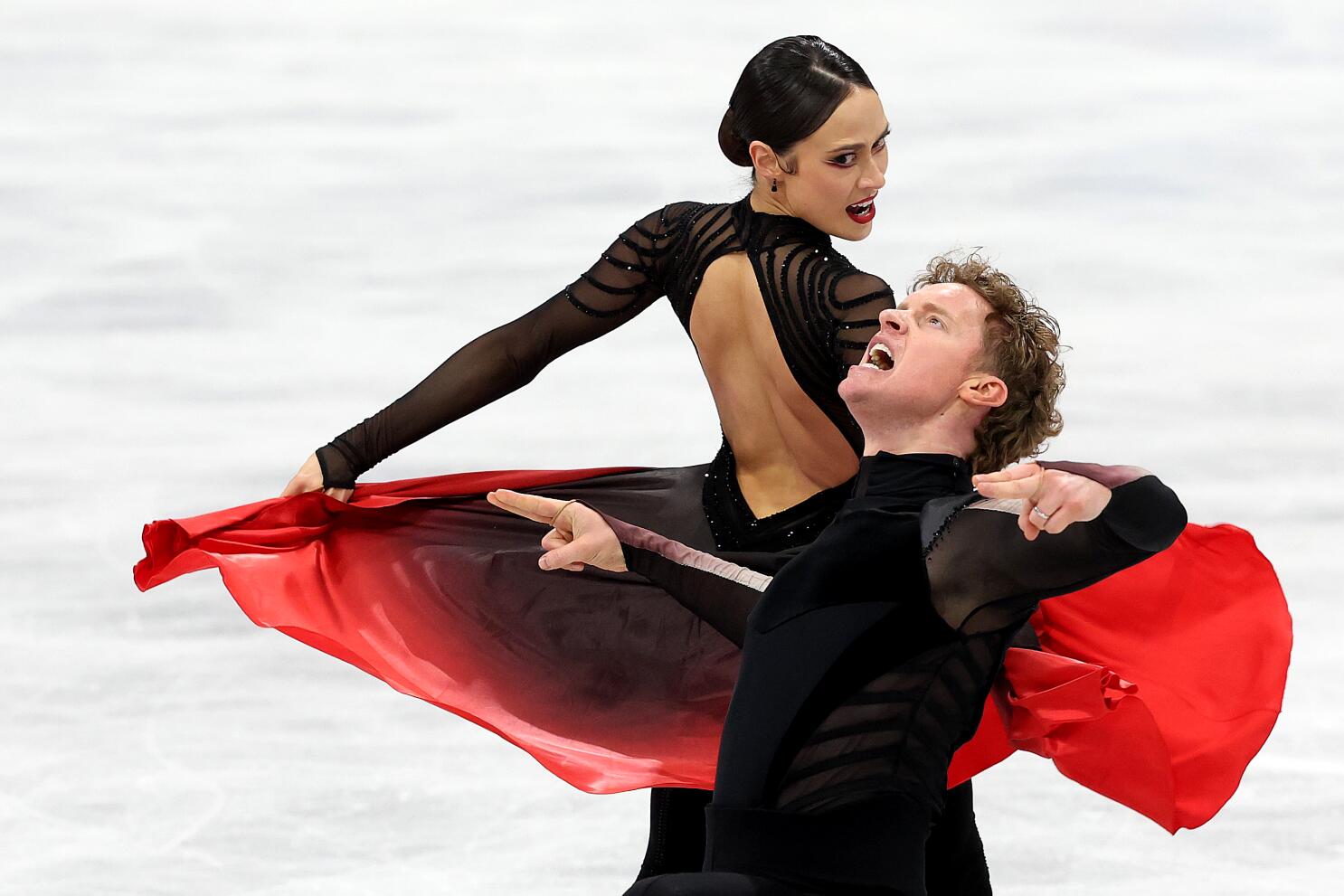 Madison Chock, Evan Bates take surprise silver at Winter Olympics - Los Angeles Times