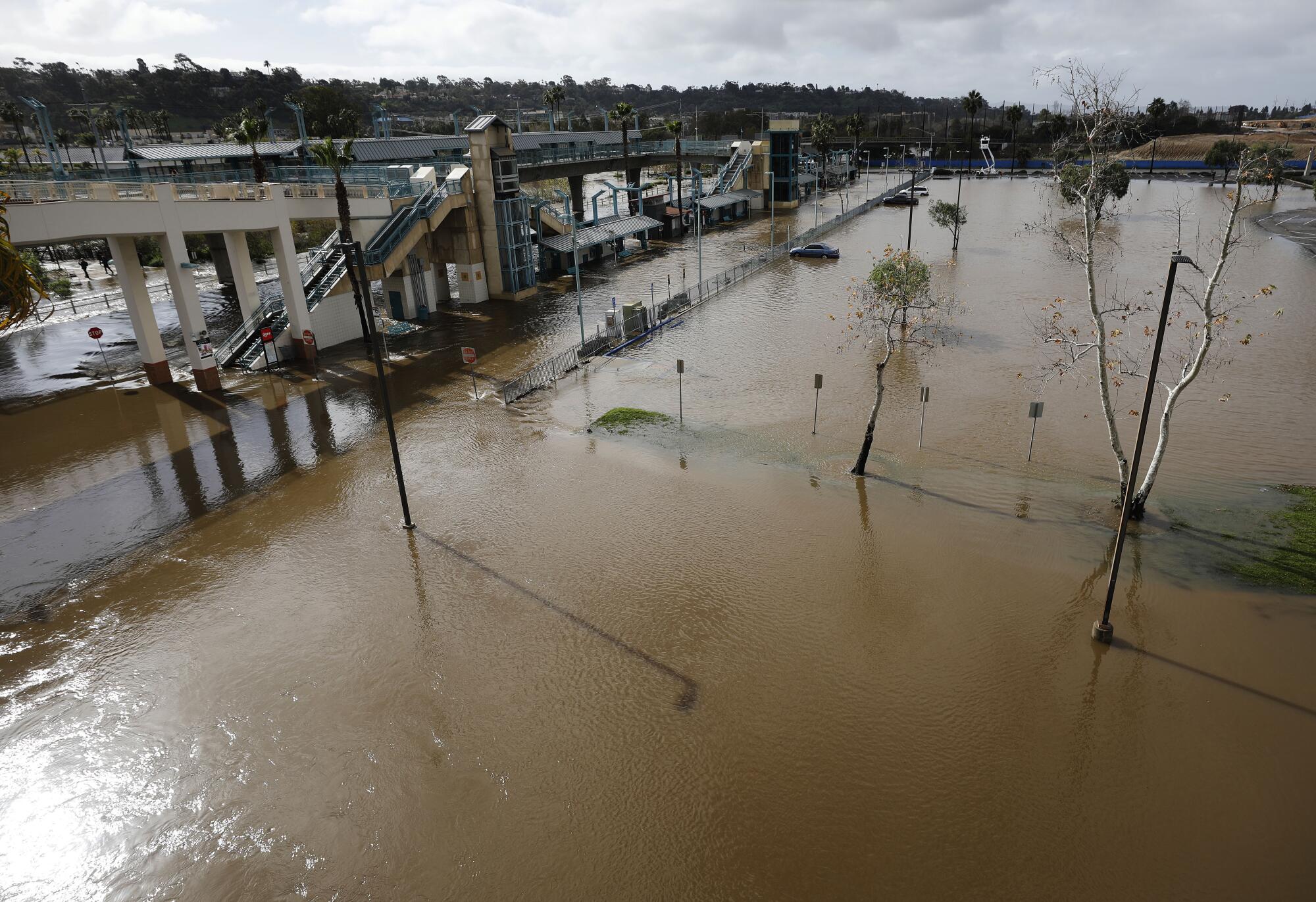 San Diego River Flooding: Fashion Valley Mall – NBC 7 San Diego