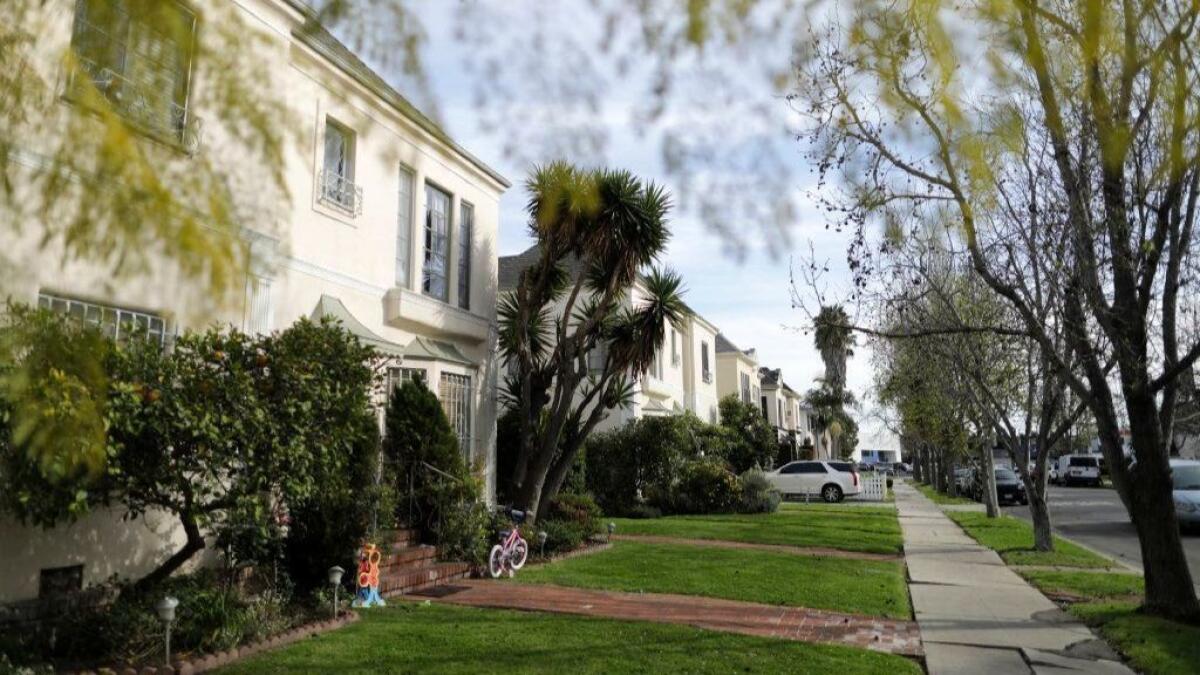 Homes in Los Angeles' South Carthay neighborhood.