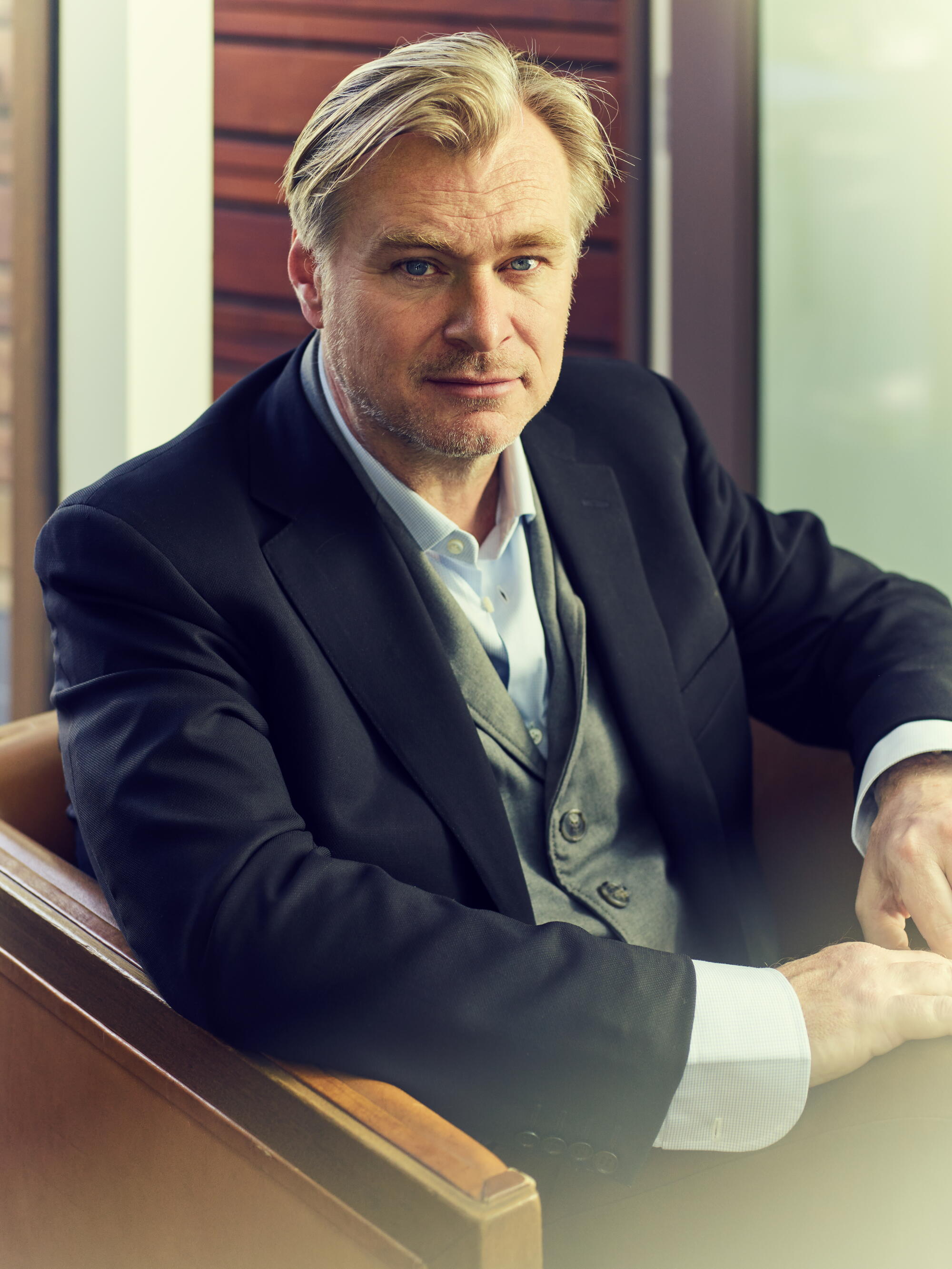 Chris Ridland 'Oppenheimer': Christopher Nolan on his most 'extreme' film - Los ...