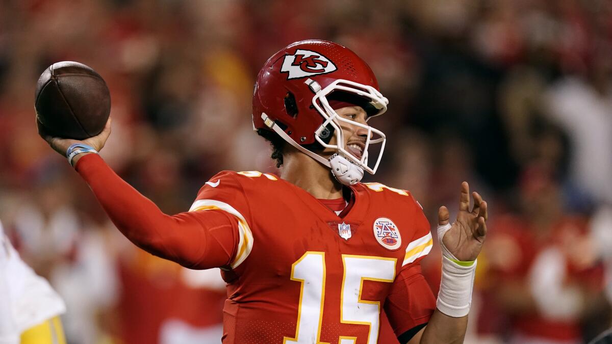 Kansas City Chiefs quarterback Patrick Mahomes passes.