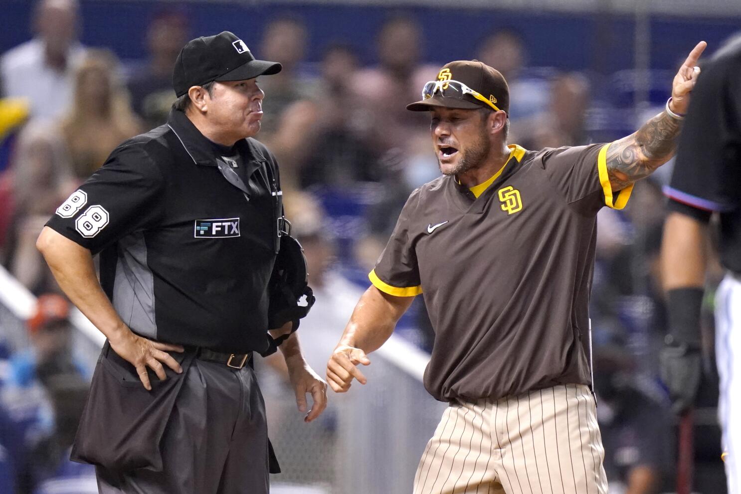 ftx on major league umpires uniform