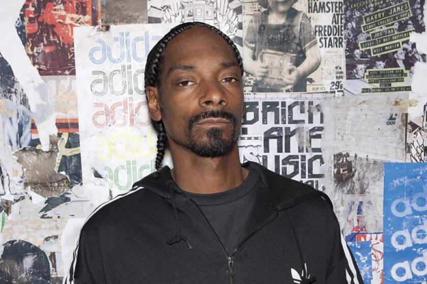 Snoop Dogg es uno de los invitados a participar en el Medio Tiempo del Super Bowl.