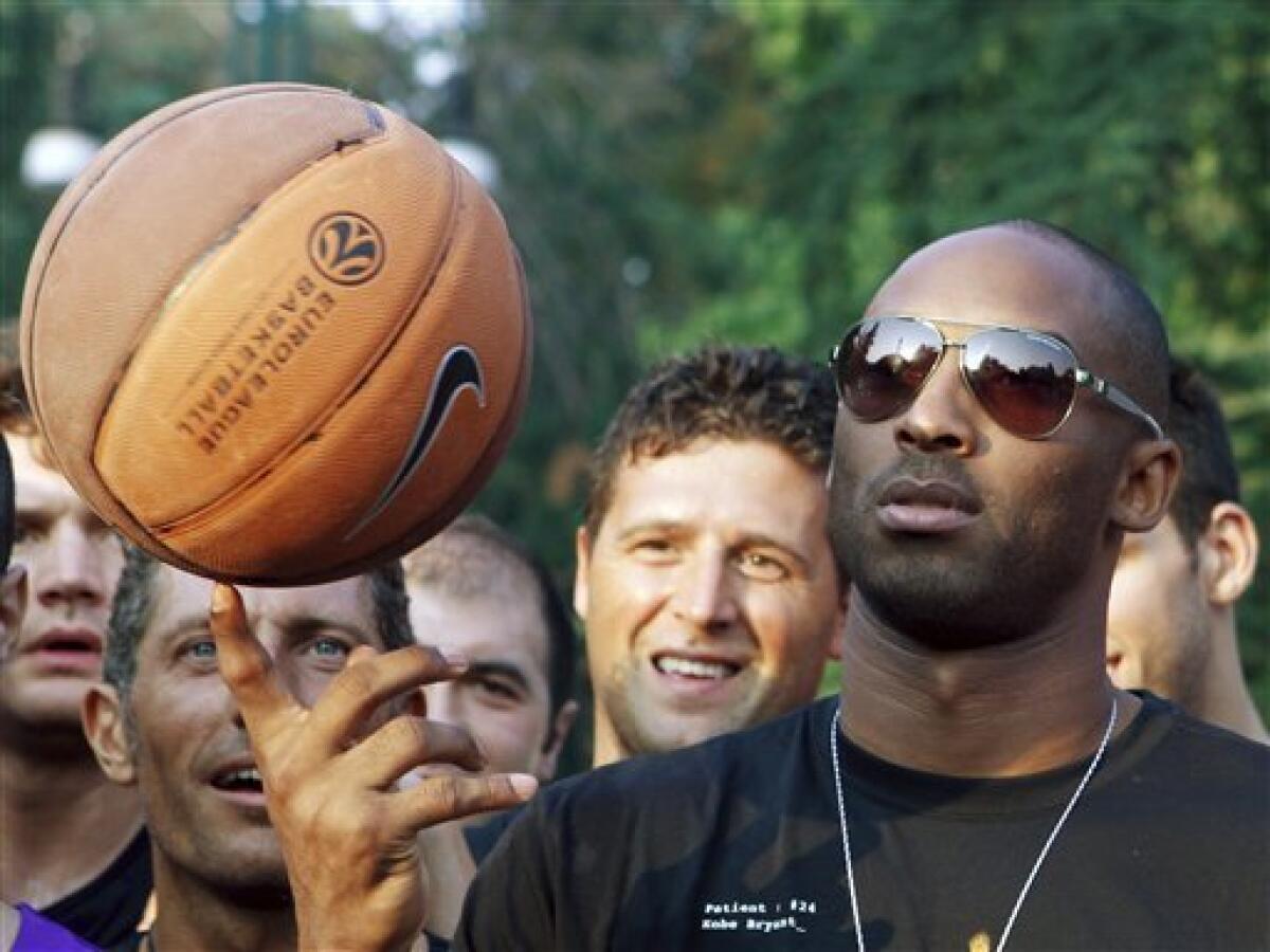 Kobe Bryant to Play Soccer During the NBA Lockout?