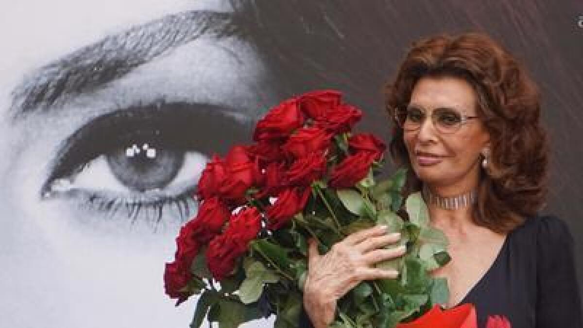 Sophia Loren al ser declarada ciudadana honoraria de Nápoles el 9 de julio del 2016. (Cesare Abbate/ANSA Via AP)