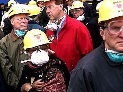 House Democratic leader Dick Gephardt, left, tours the World Trade Center site with more than 100 members of Congress.