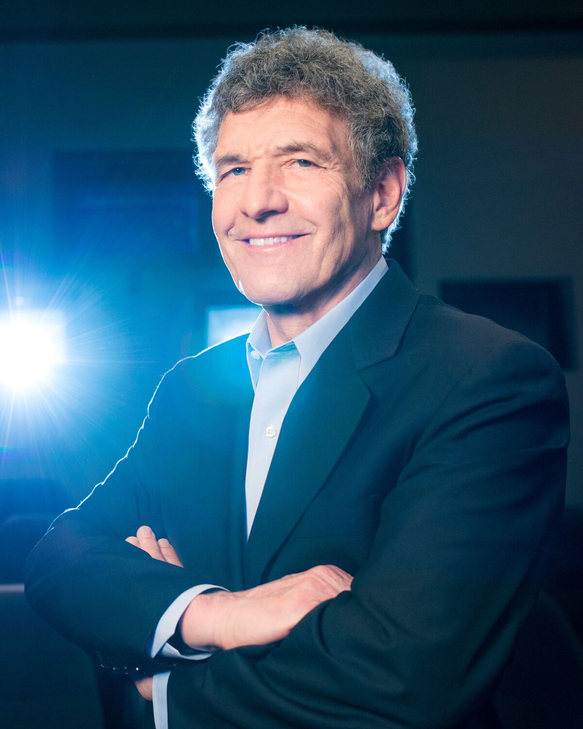 Disney studio cochairman Alan Horn passes reins to Alan Bergman - Los Angeles Times Disney studio cochairman Alan Horn passes reins to Alan Bergman - Los Angeles Times