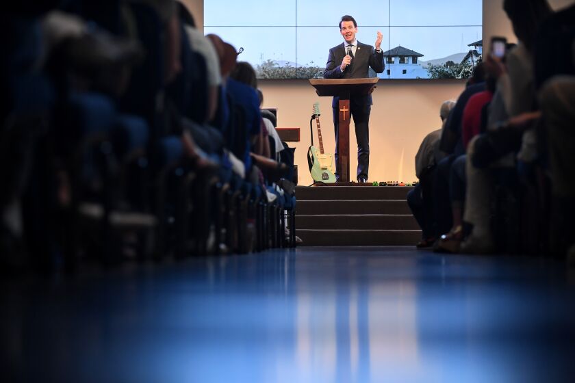 NEWBURY PARK, CA. September 5, 2021: Recall candidate Kevin Wiley speaks to a congregation at the Godspeak Calvary Chapel in Newbury Park Sunday. (Wally Skalij/Los Angeles Times)