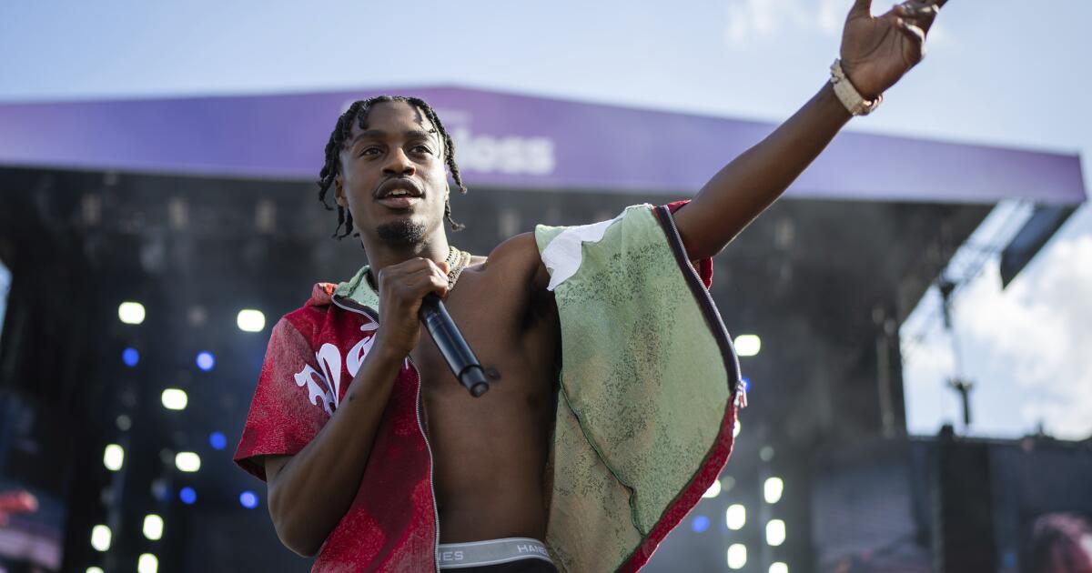 Lil Tjay a été arrêtée. L’avocat nie tout lien avec une fusillade offset