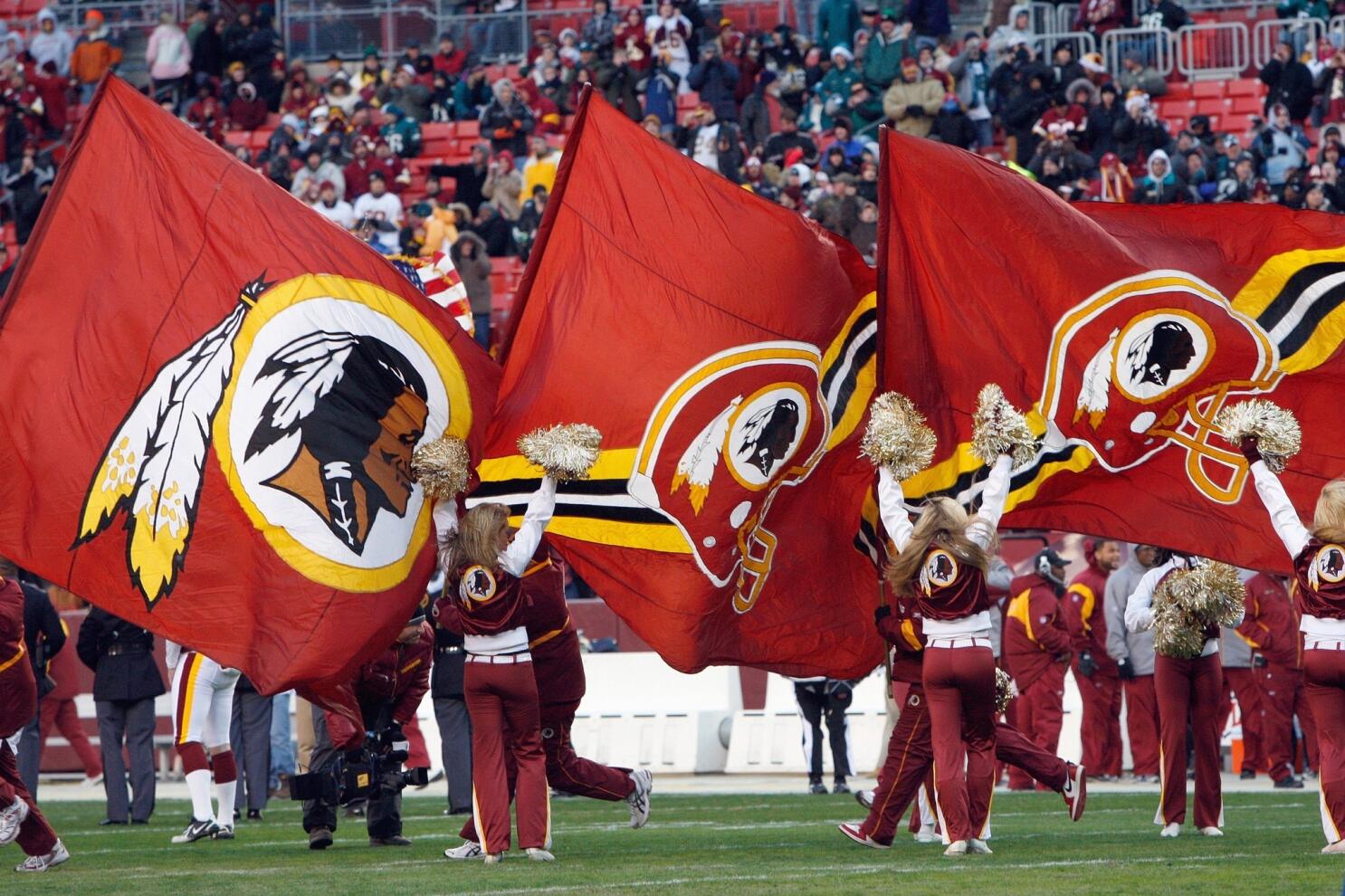 Daniel Snyder won't change Redskins name