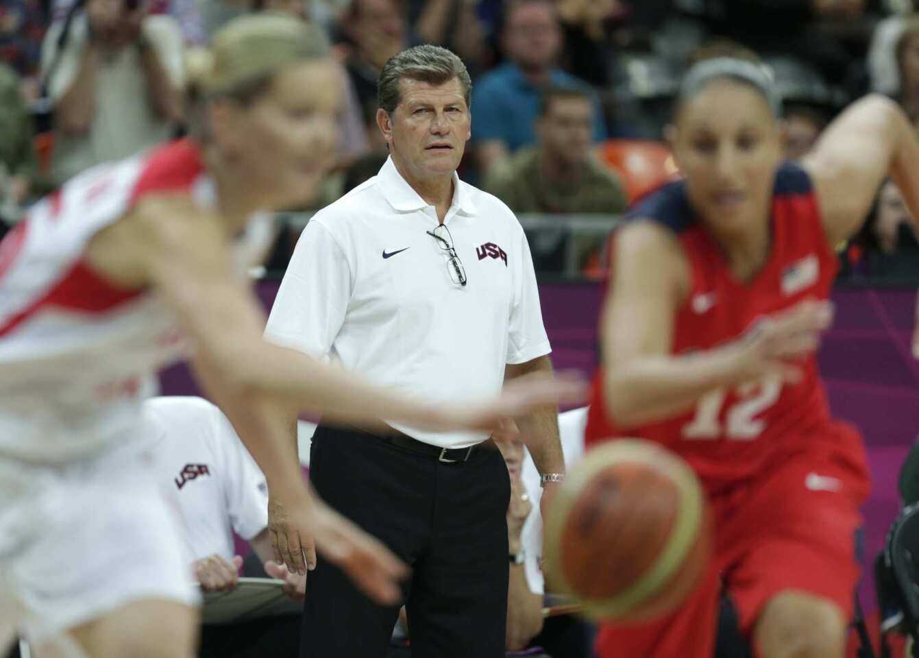 Coach Geno Auriemma