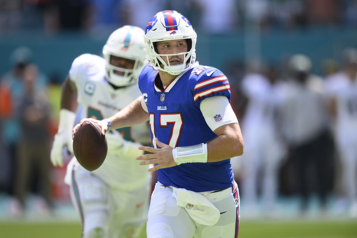 2022 Fantasy Football quarterback rankings for ,5 PPR leagues: Top players  to draft for the 2022 NFL season - DraftKings Network