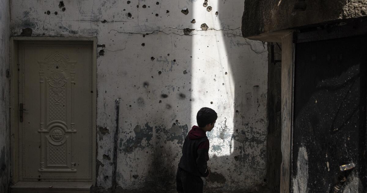 El simbólico campo de refugiados de Cisjordania queda en ruinas tras la campaña israelí