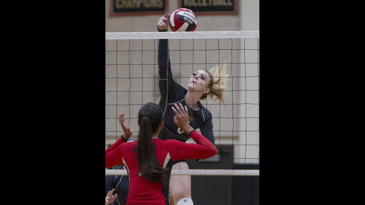 Photo Gallery: Ocean View High vs. Segerstrom girls' volleyball