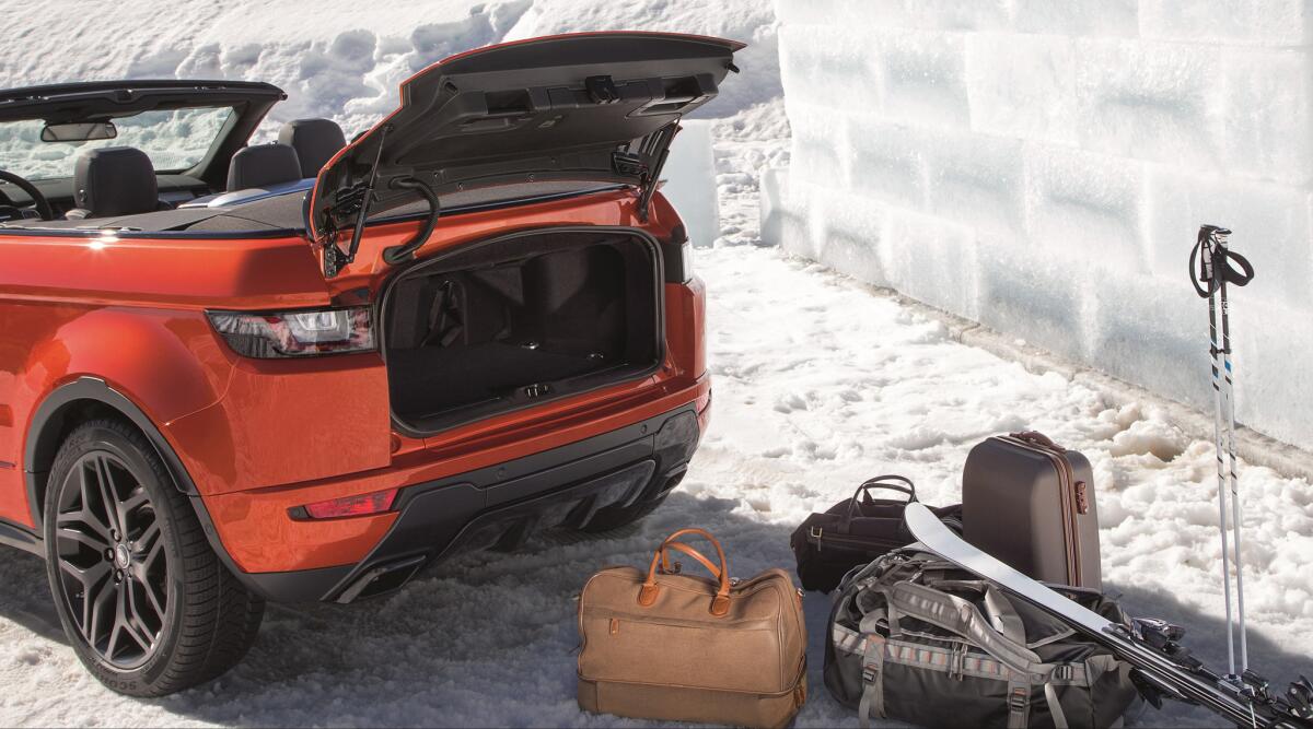 The trunk area of the new 2016 Range Rover Evoque Convertible.