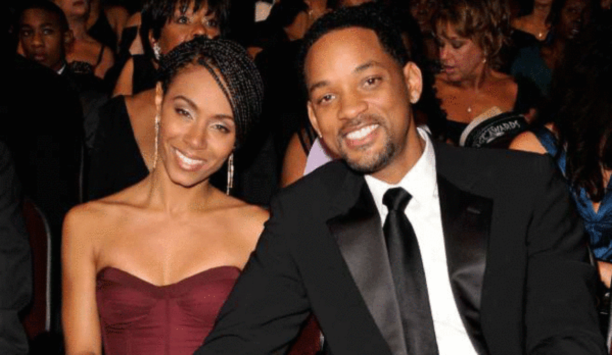 Will Smith and Jada Pinkett Smith, shown in 2009 at the NAACP Image Awards, deny that they are selling their Calabasas home.