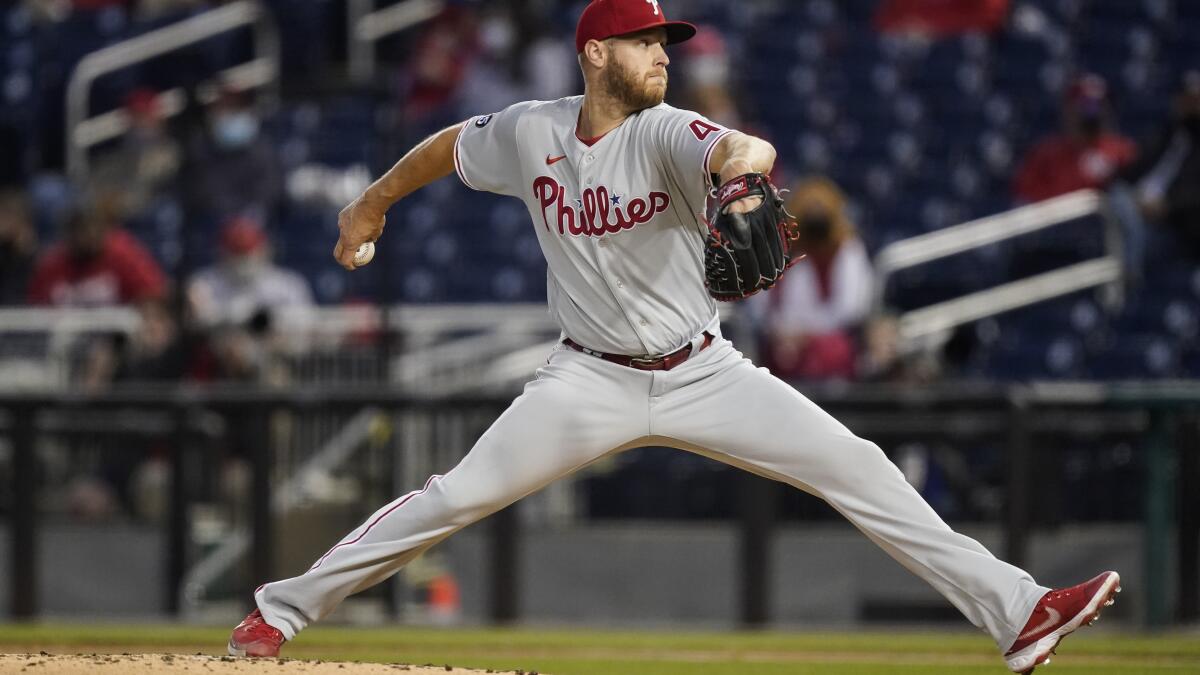 Phillies rally off Nats closer Hand, collect 5-2 win in 10th