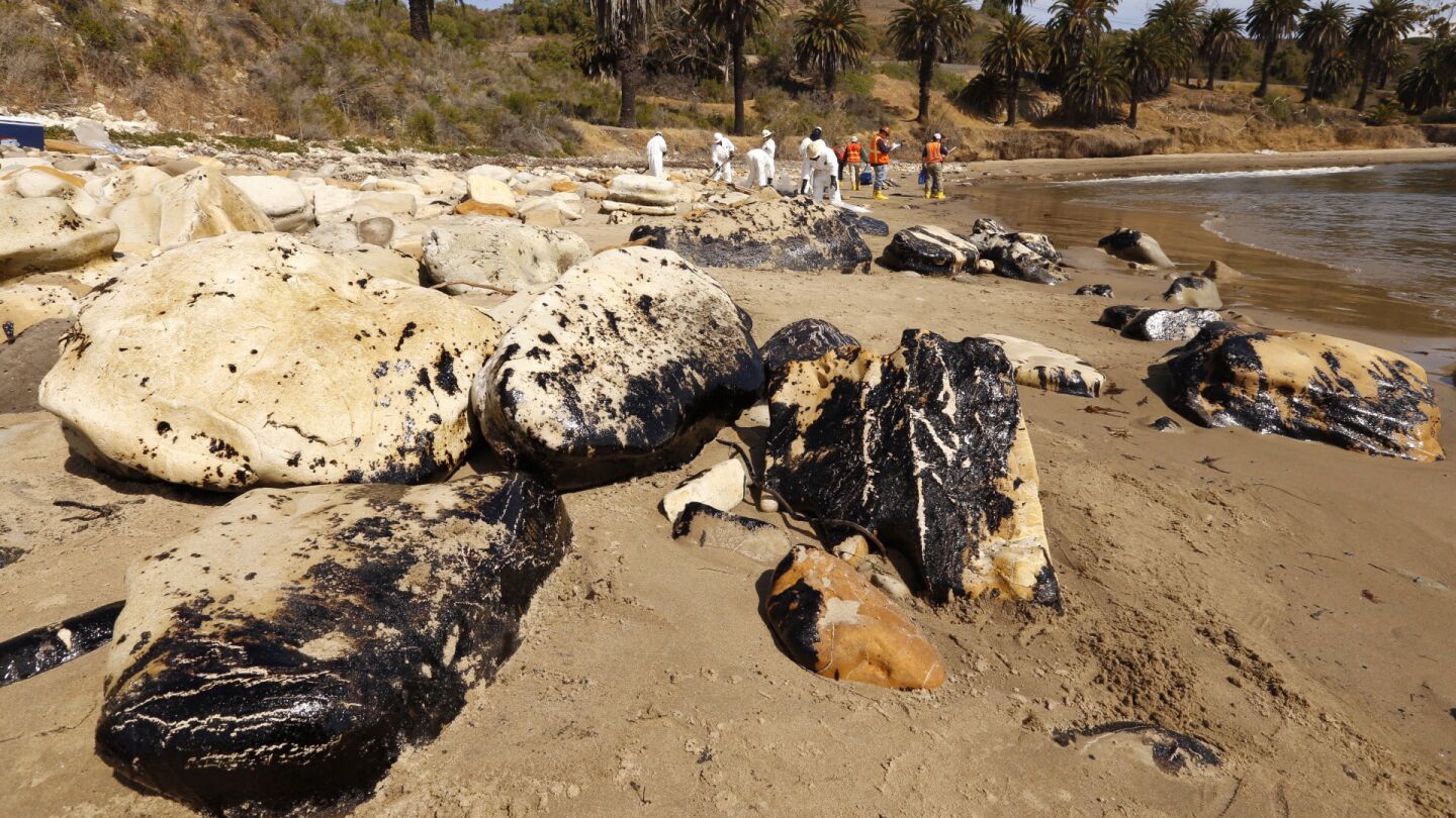 Oil spill on Santa Barbara County coast