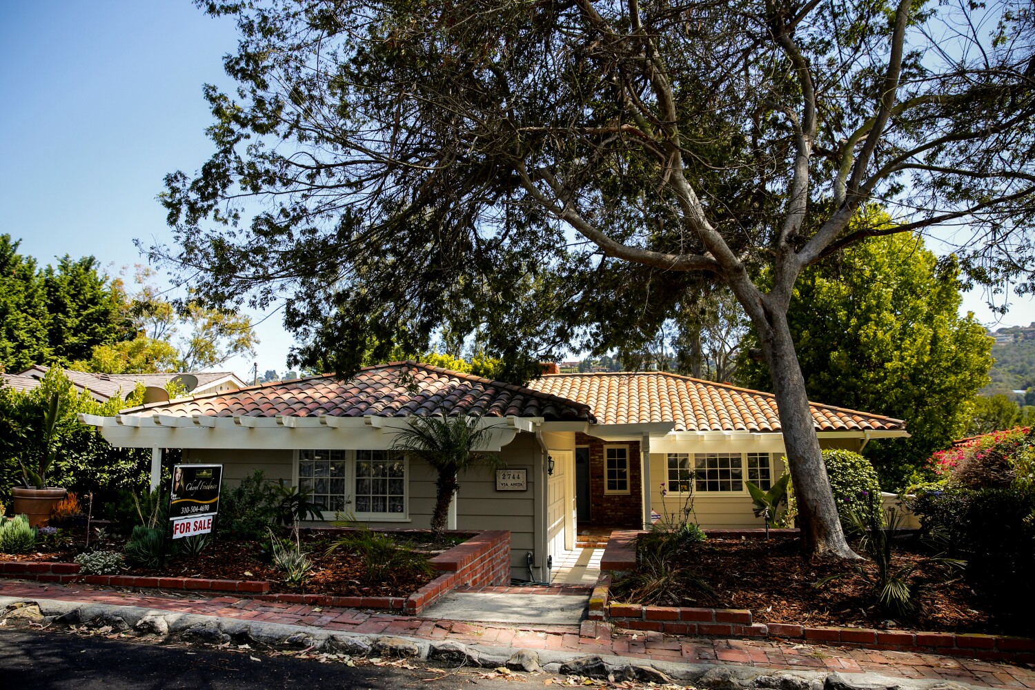 'Upzoning' in my backyard? California bill won't turbocharge home building, study says