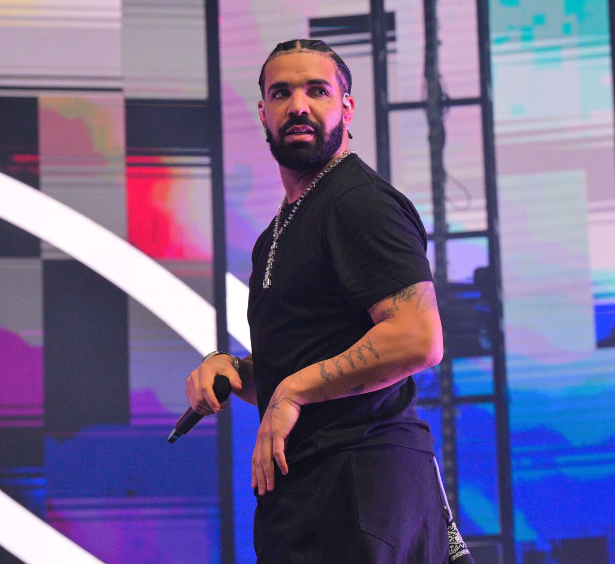 Drake's new tour with 21 Savage has multiple L.A.area shows Los