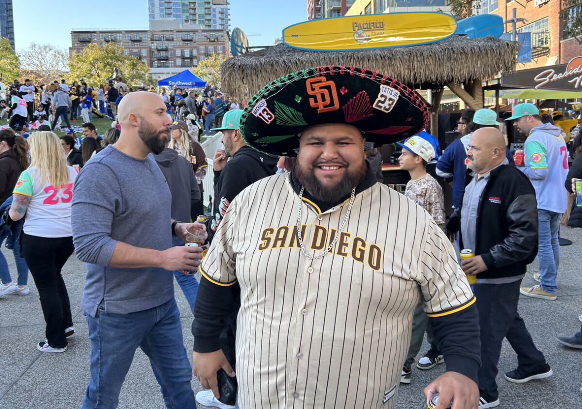 Scene & Heard : Sombreros spotted throughout park - San Diego Union-Tribune