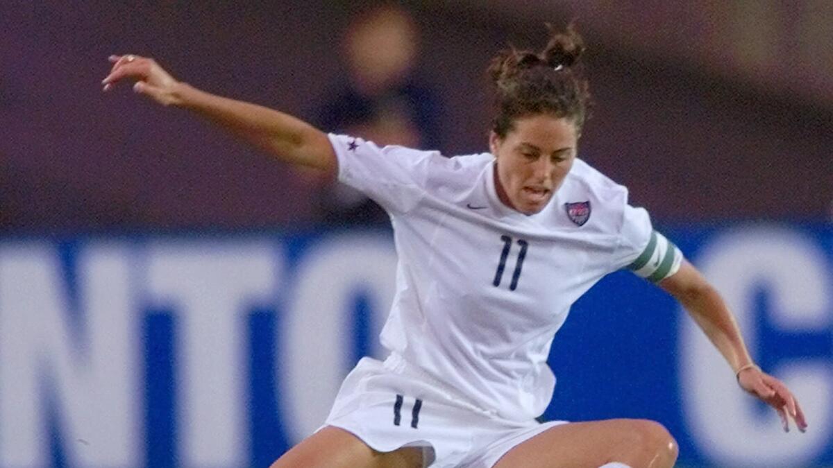 Julie Foudy salutes sisterhood as USWNT departs for World Cup