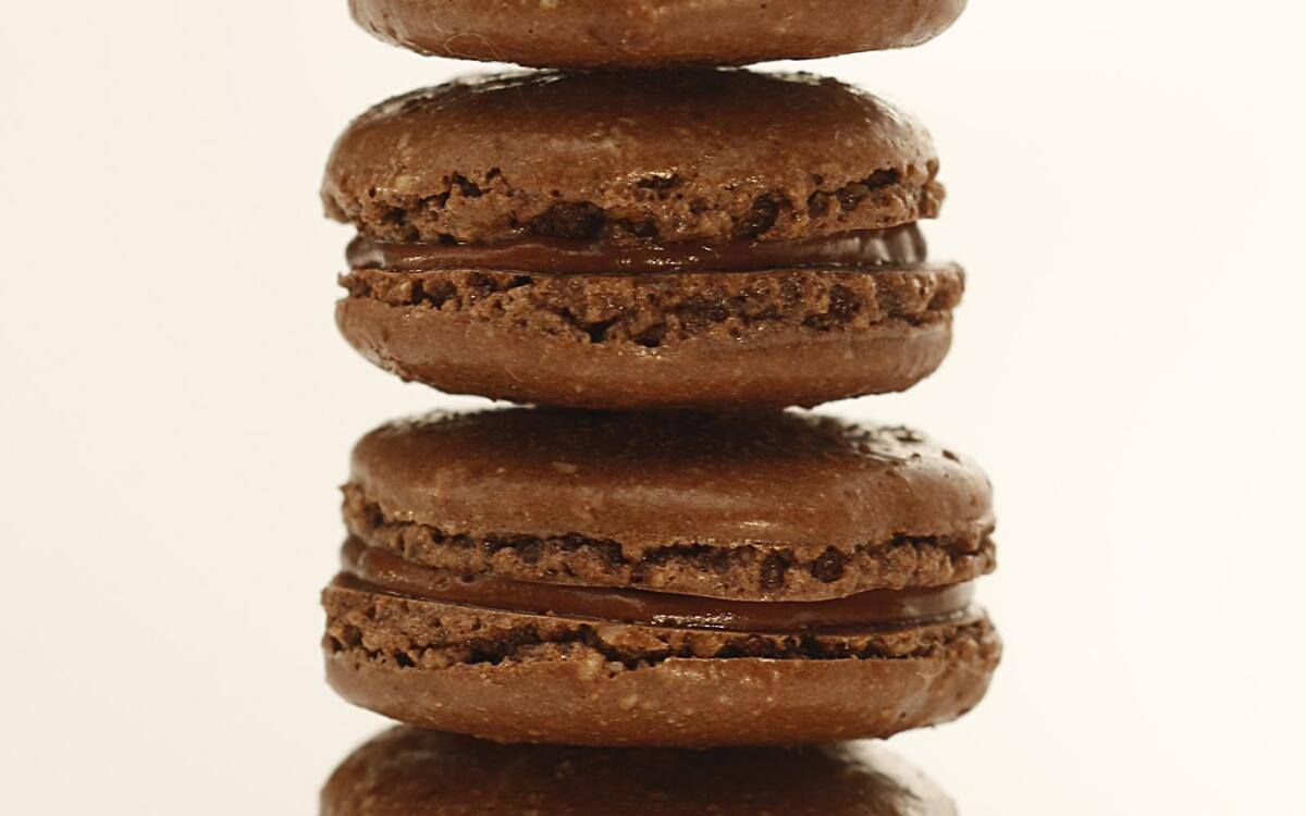 Chocolate macarons