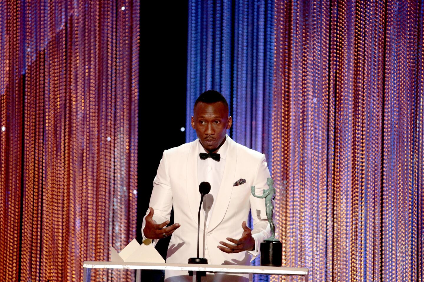 LOS ANGELES, CA - January 29, 2017â€”Mahershala Ali won for Male Actor in a Supporting Role for MOONLIGHT during the show at the 23rd Annual Screen Actors Guild Awards at the Shrine Auditorium in Los Angeles, CA on Sunday, January 29, 2017. (Robert Gauthier / Los Angeles Times)