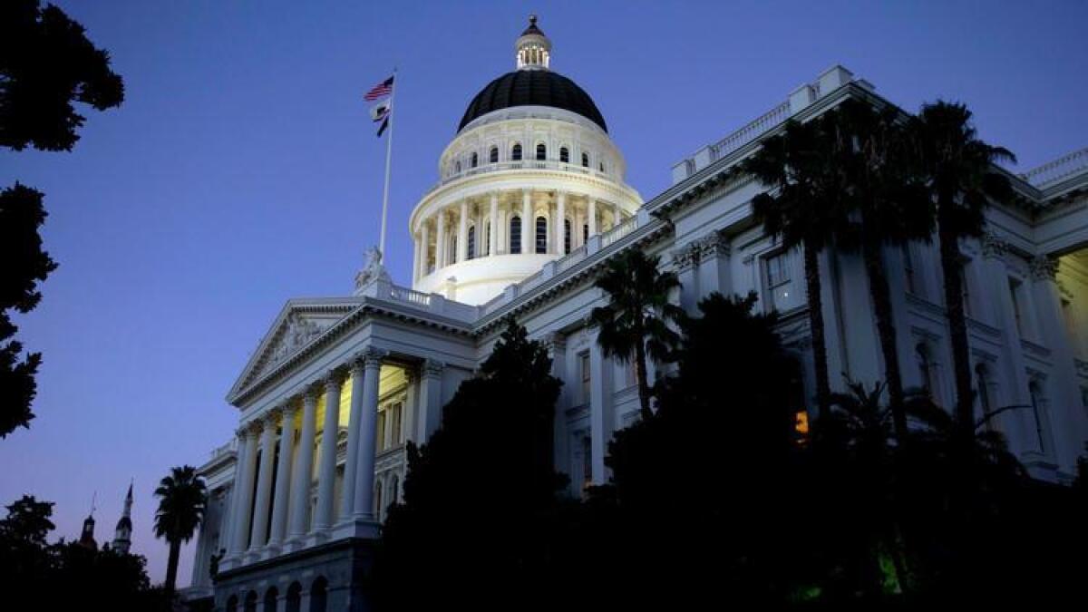 California politics news feed - Los Angeles Times