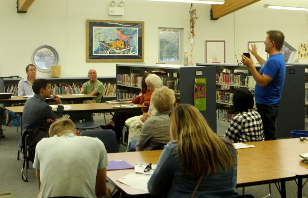 Don Schmidt delivers his update on coastal overlooks at the Bird Rock Community Council meeting held Oct. 1 in the Bird Rock Elementary School library.