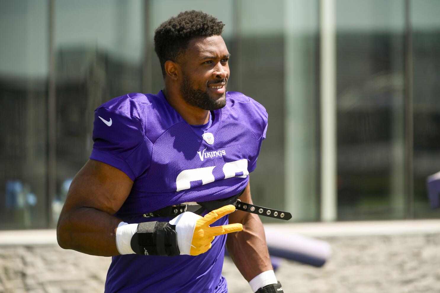 Vikings' Hunter is happy to be over the contract hump, for now
