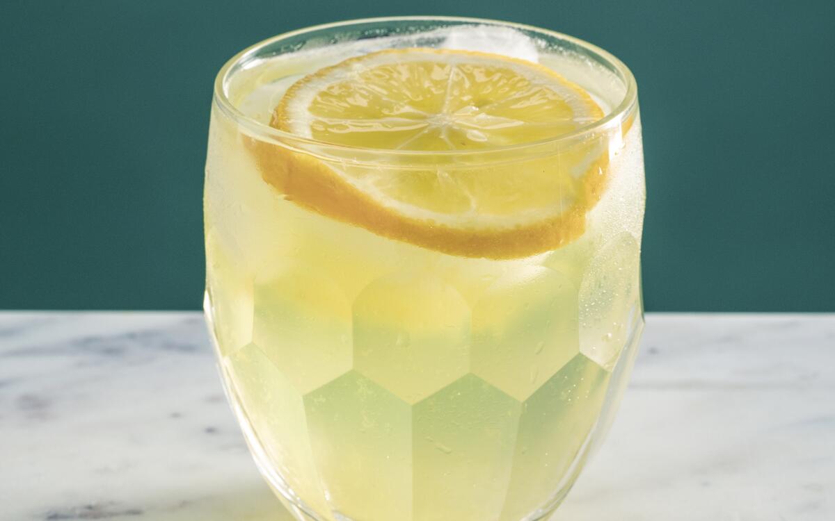 Suze and Tonic Cocktail Recipe