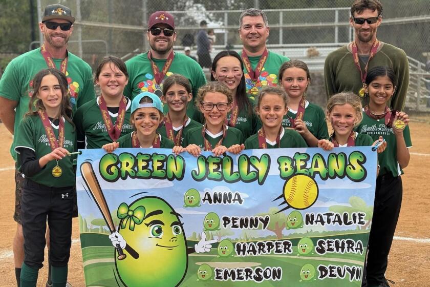 The Green Jelly Beans of North Shore Girls Softball 