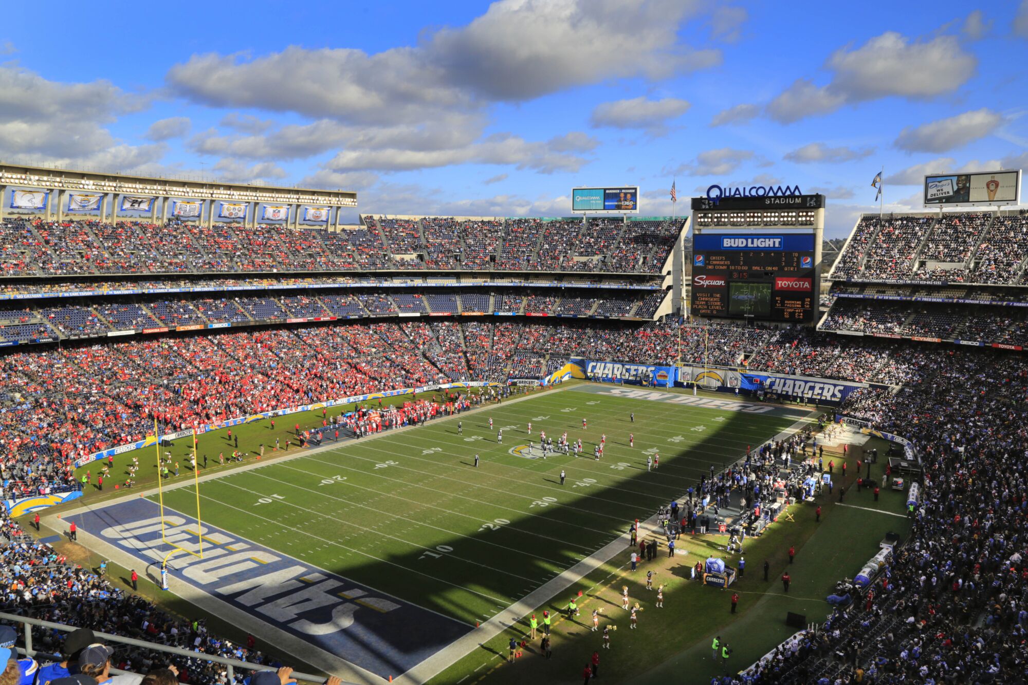 San Diego taxpayer sues NFL, team owners over Chargers' move to Los Angeles  five years ago - The San Diego Union-Tribune
