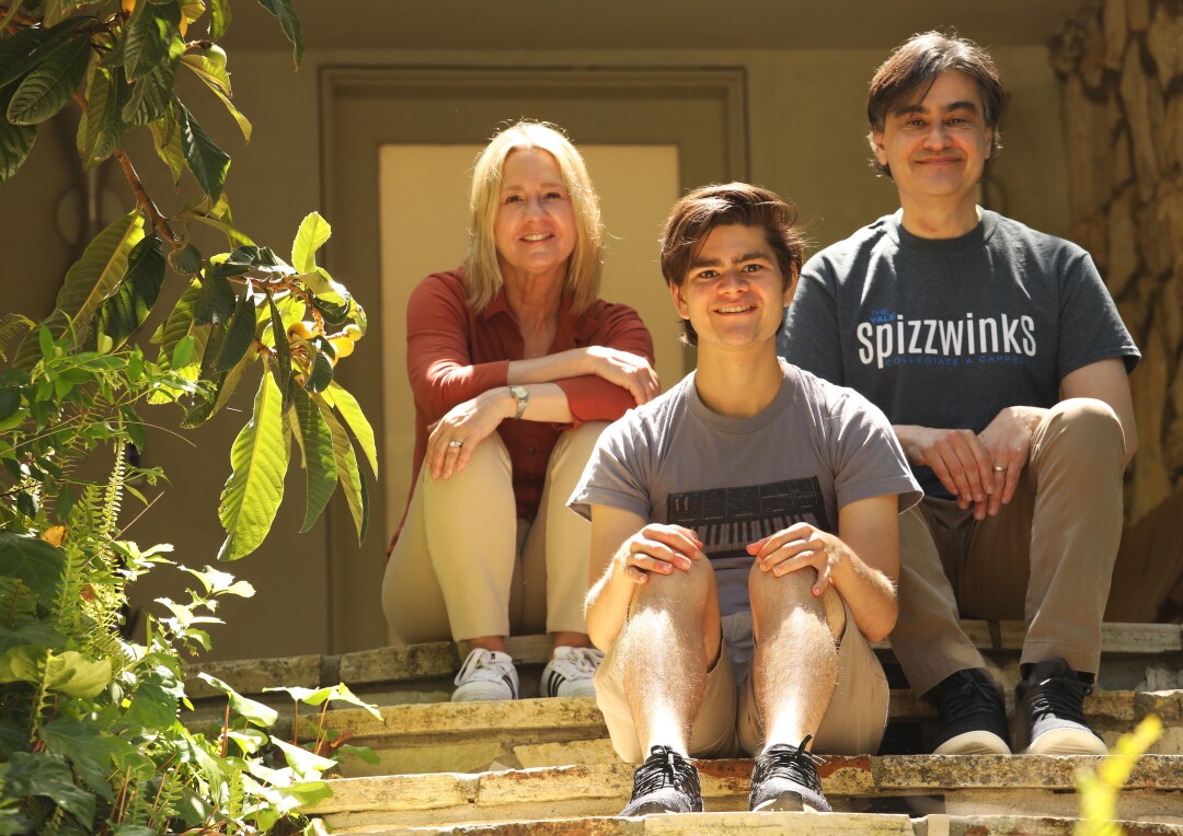 Dylan Schifrin with his parents, Lissa Kapstrom and Will Schifrin