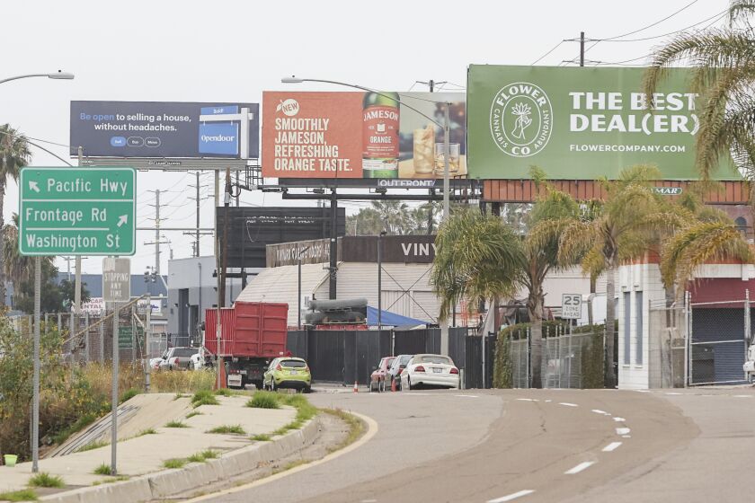 San Diego, CA - May 24: Facing north toward Washington Street (background), this is a cluster of billboards along Pacific Highway on Tuesday, May 24, 2022 in San Diego, CA. (Eduardo Contreras / The San Diego Union-Tribune)