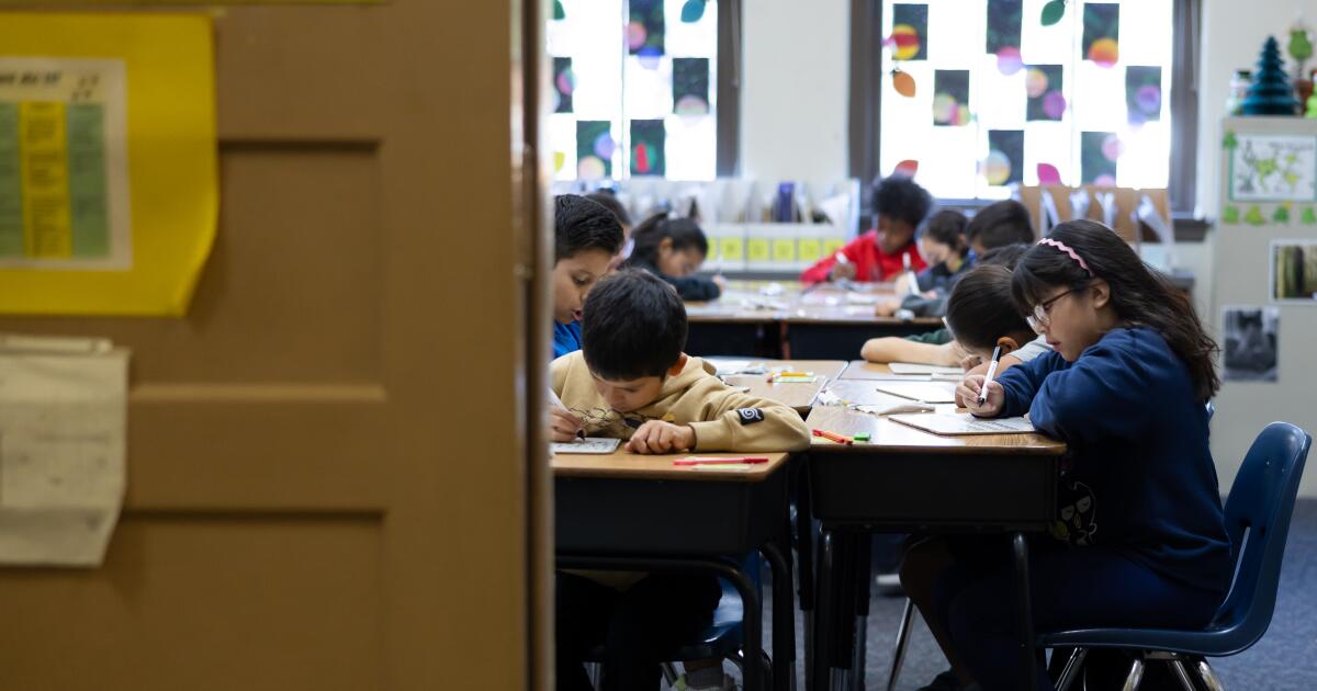 Matematik ve İngilizce test puanları inatla düşük kalıyor, Nation'ın rapor kartı şovları