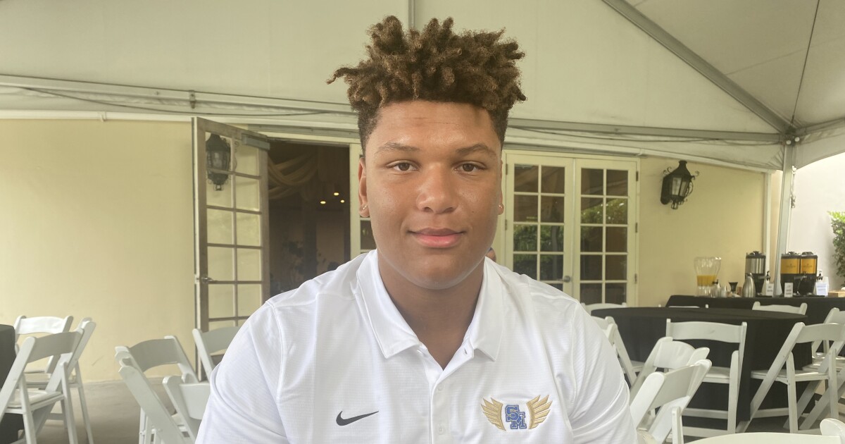 Deutscher Held Khan verfolgt Fußballtraum in Santa Margarita Deutscher Held Khan verfolgt Fußballtraum in Santa Margarita