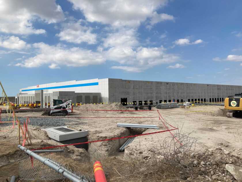 San Diego Business Stories To Watch In 2022 - The San Diego Union-Tribune 15 Amazon is building a 702,535-square foot building in Otay Mesa.