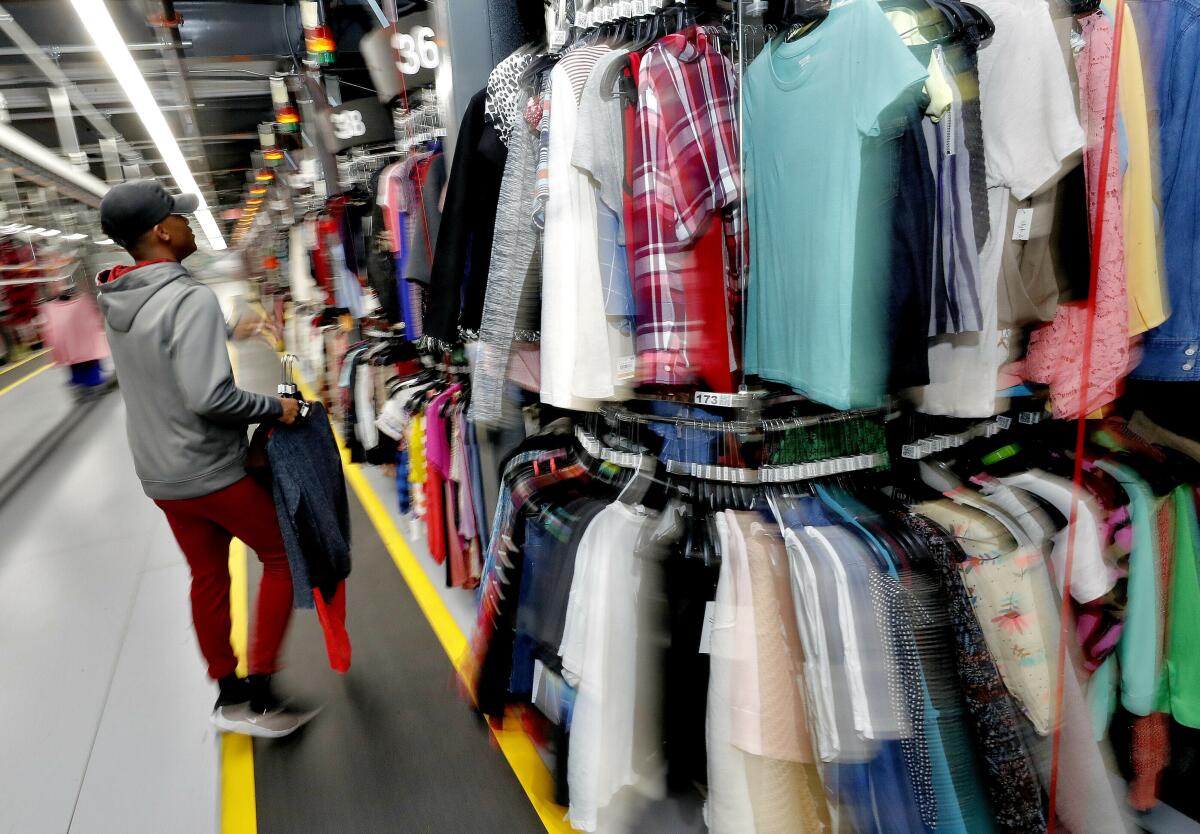 Online thrift stores give deal-hunters new ways to score - The San Diego  Union-Tribune