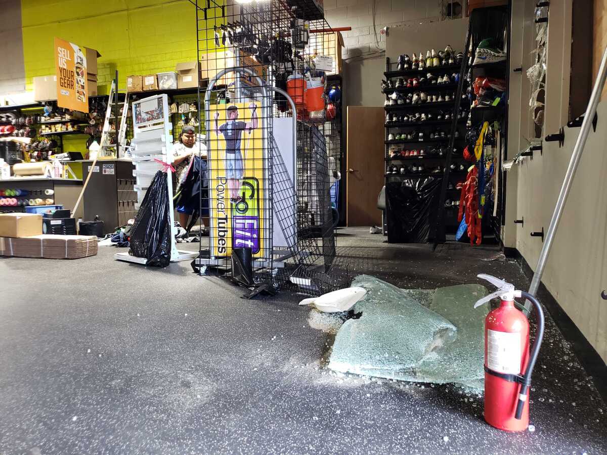 La Mesa business owners pick up the pieces